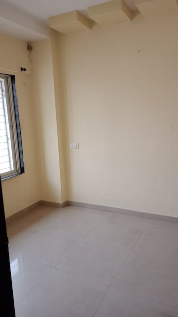 Room in 1 BHK Apartment at DGS Sheetal Deep, Nalasopara West – for Sale