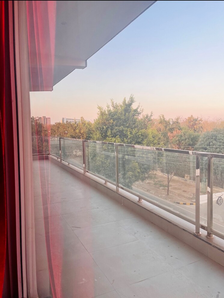 Balcony, hsiidc-sidco-aravali 3 Bedroom 2000 Sq.Ft. Independent House In Imt Manesar Gurgaon 8838170