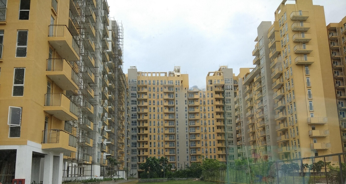 3 BHK + Servant Room Apartment For Sale in Ireo The Corridors