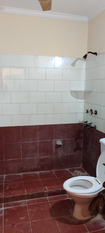 Bathroom in 2 BHK Villa at Omaxe Designer Villas Mayfield Garden, Sector 51 – for Rent