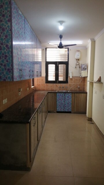Kitchen in 2 BHK Villa at Omaxe Designer Villas Mayfield Garden, Sector 51 – for Rent