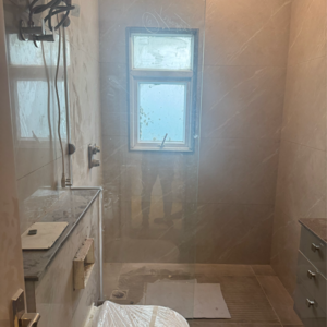 Bathroom in 3 BHK Builder Floor at DLF Central Arcade, Sector 25 – for Sale