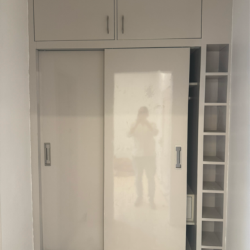 Building Lobby in 3 BHK Builder Floor at DLF Central Arcade, Sector 25 – for Sale
