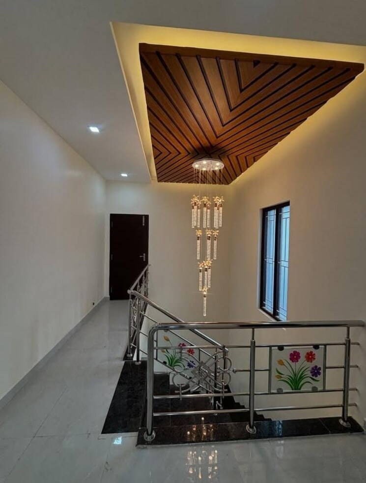 undefined, sector 32 2 Bedroom 1800 Sq.Ft. Builder Floor In Sector 32 Faridabad 8838212