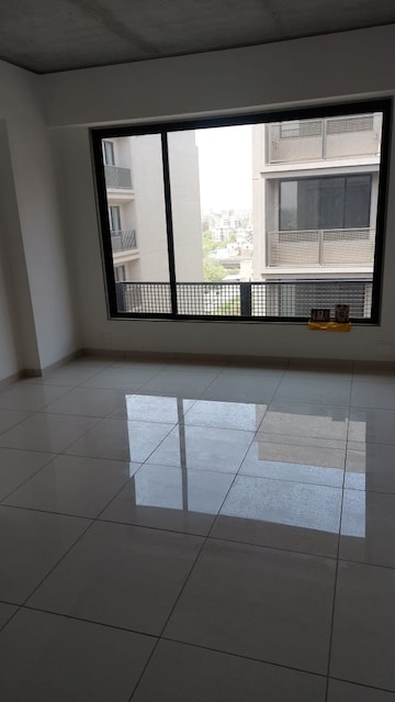  Office Space For Rent in Sun Westbank, Navrangpura