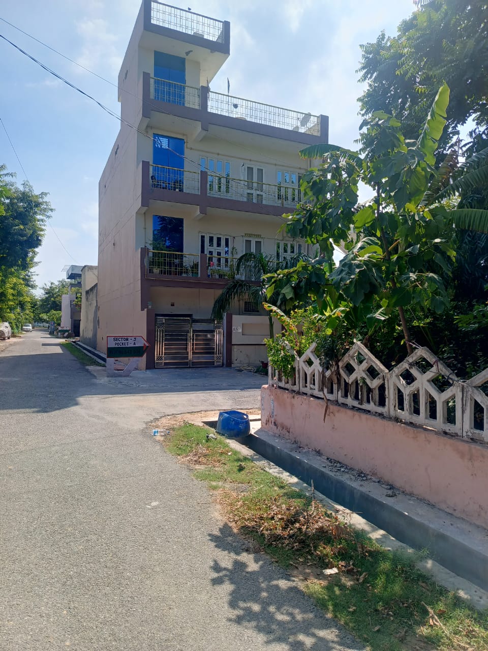 2.5 BHK + Pooja Room Villa For Sale in Sector 3 Greater Noida