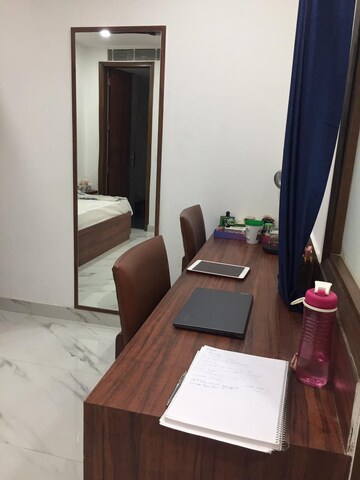 Room in  Pg at Karol Bagh – for Rent