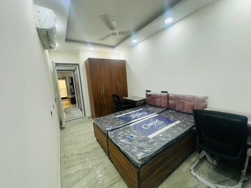 Room in  Pg at Karol Bagh – for Rent