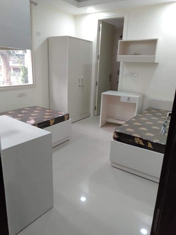 Room in  Pg at Karol Bagh – for Rent