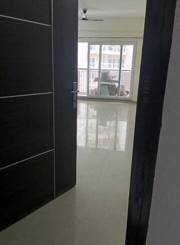 Room in 3 BHK Apartment at Shri Radha Sky Gardens, Sector 16b Greater Noida – for Rent