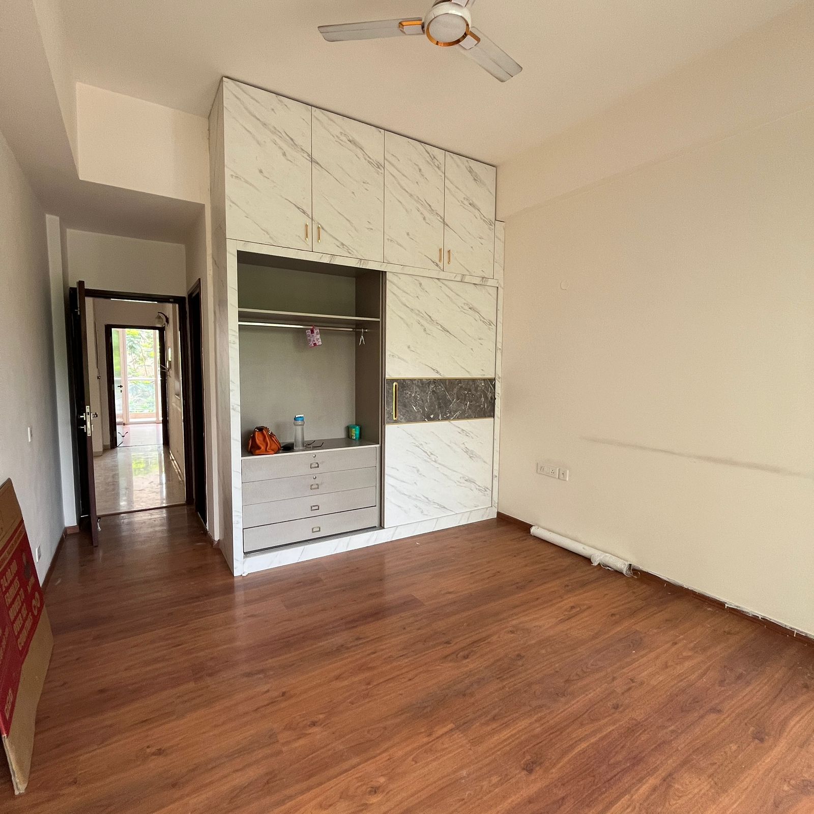 3 BHK + Servant Room Apartment For Rent in Adani Samsara