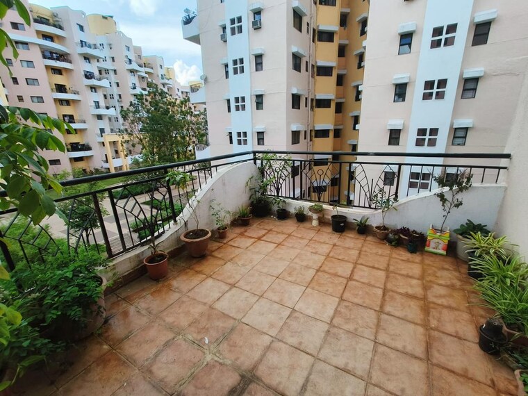 Exterior View, amanora-future-towers 2.5 Bedroom 1350 Sq.Ft. Apartment In Hadapsar Pune 8839214