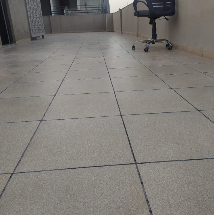  Parking, dlf-central-arcade 3 Bedroom 300 Sq.Yd. Builder Floor In Sector 25 Gurgaon 8838795