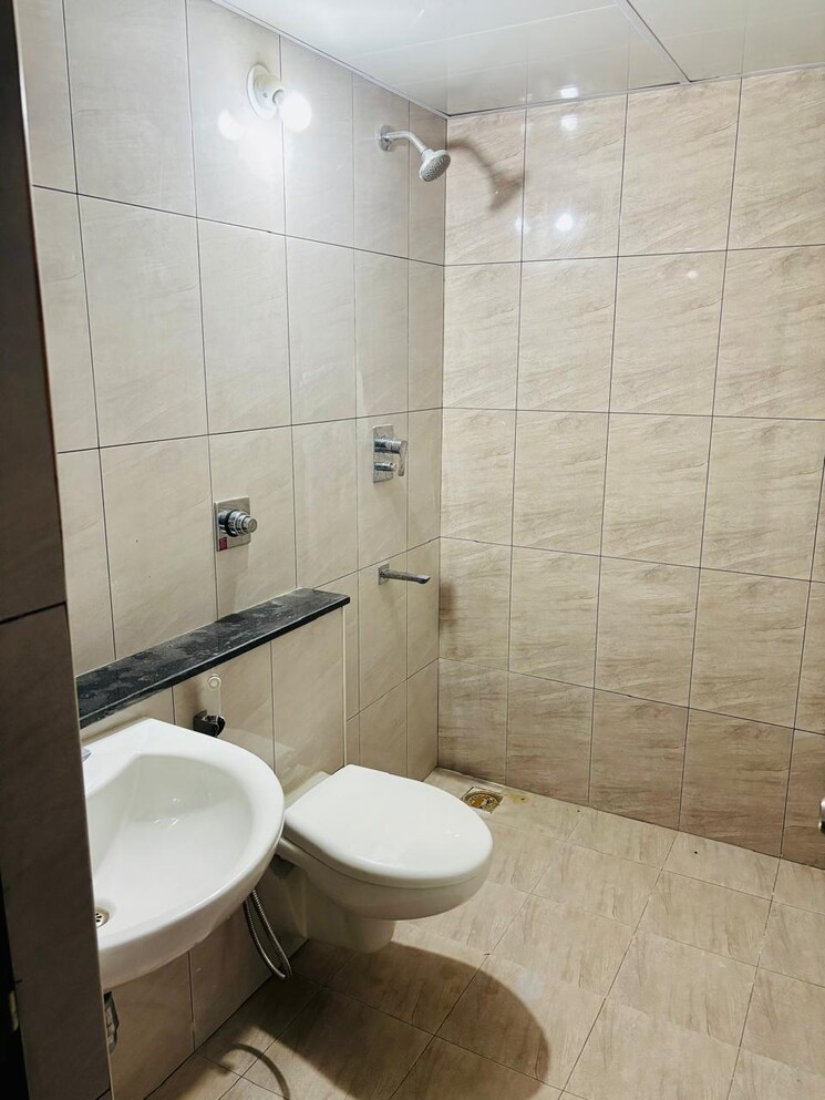 Bathroom, shriram-greenfield-phase-2 2 Bedroom 1065 Sq.Ft. Apartment In Budigere Bangalore 8838806