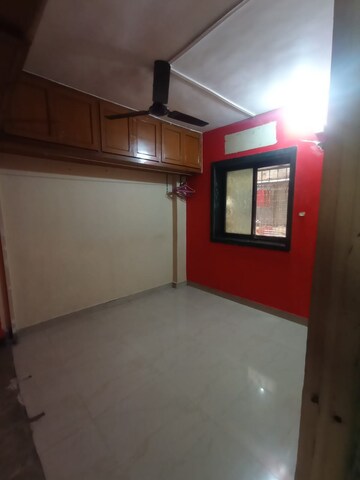 Room in 3 BHK Apartment at Niti Khand I – for Rent