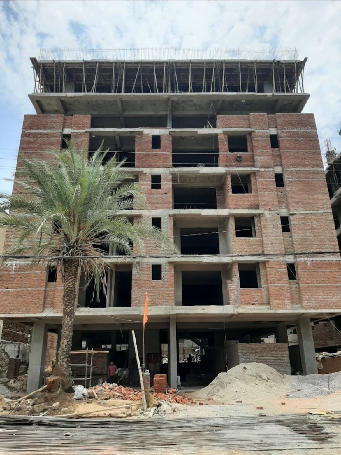 4 BHK Apartment For Sale in Laliproperties.Com