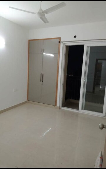 Room in 3 BHK Apartment at Bestech Park View Sanskruti, Sector 92 – for Rent