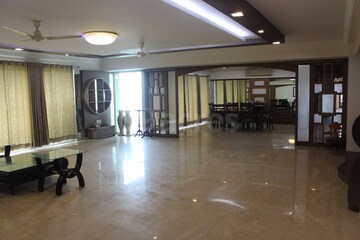 Parking in 5 BHK Apartment at Hiranandani Gardens Evita, Powai – for Sale