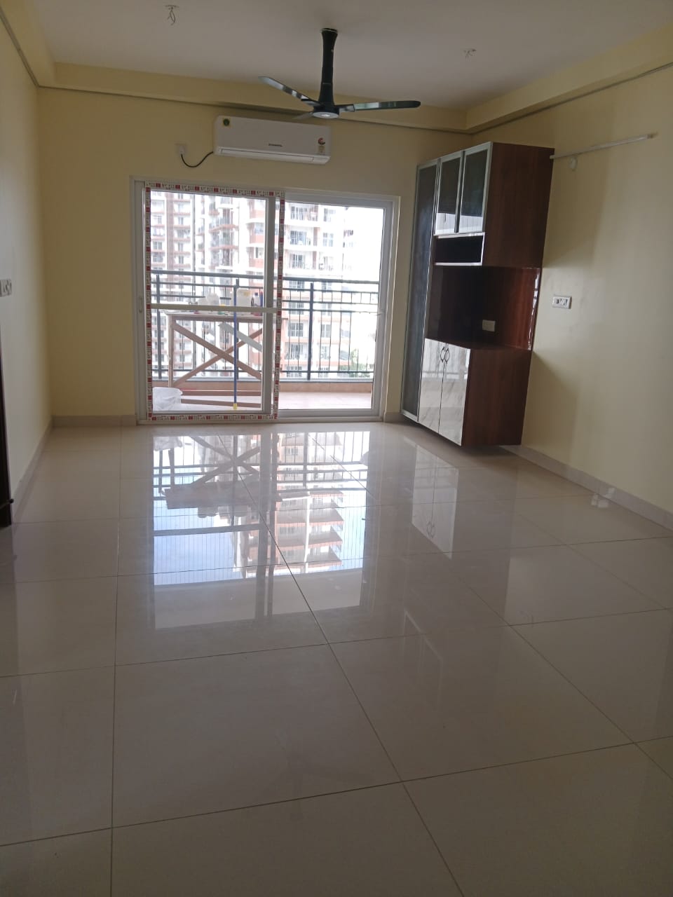 3 BHK + Servant Room Apartment For Rent in Prestige Tranquil