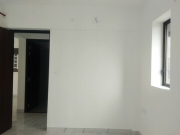 Room in 2 BHK Apartment at Niti Khand I – for Rent