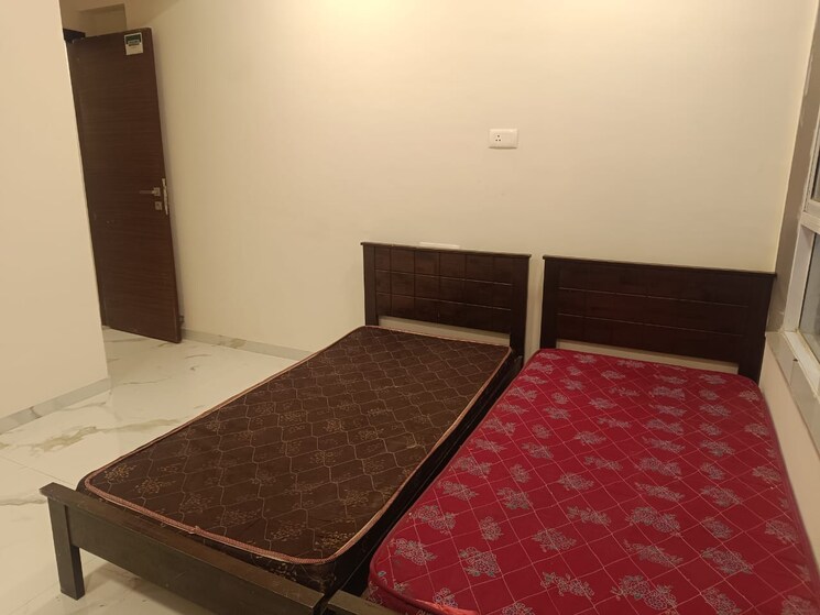 Room, kandivali west Pg For Boys In Kandivali West 8839232