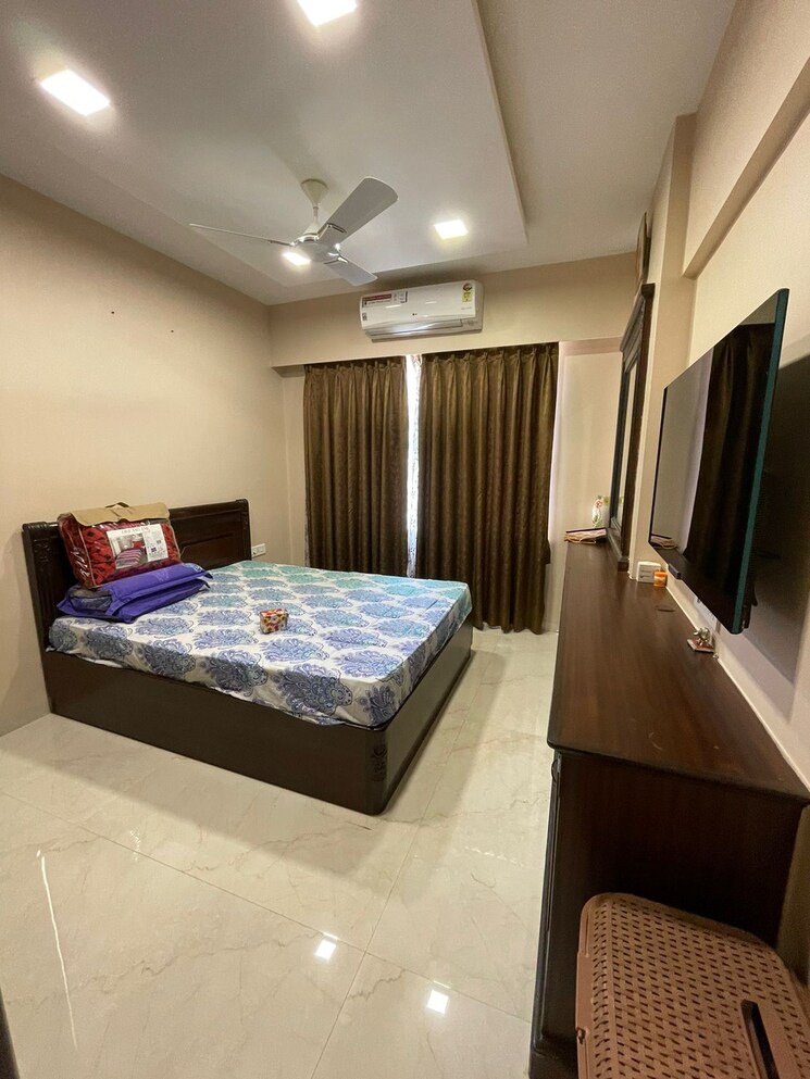 Bedroom, hiranandani-gardens-golden-oak 3 Bedroom 1400 Sq.Ft. Apartment In Powai Mumbai 8839298