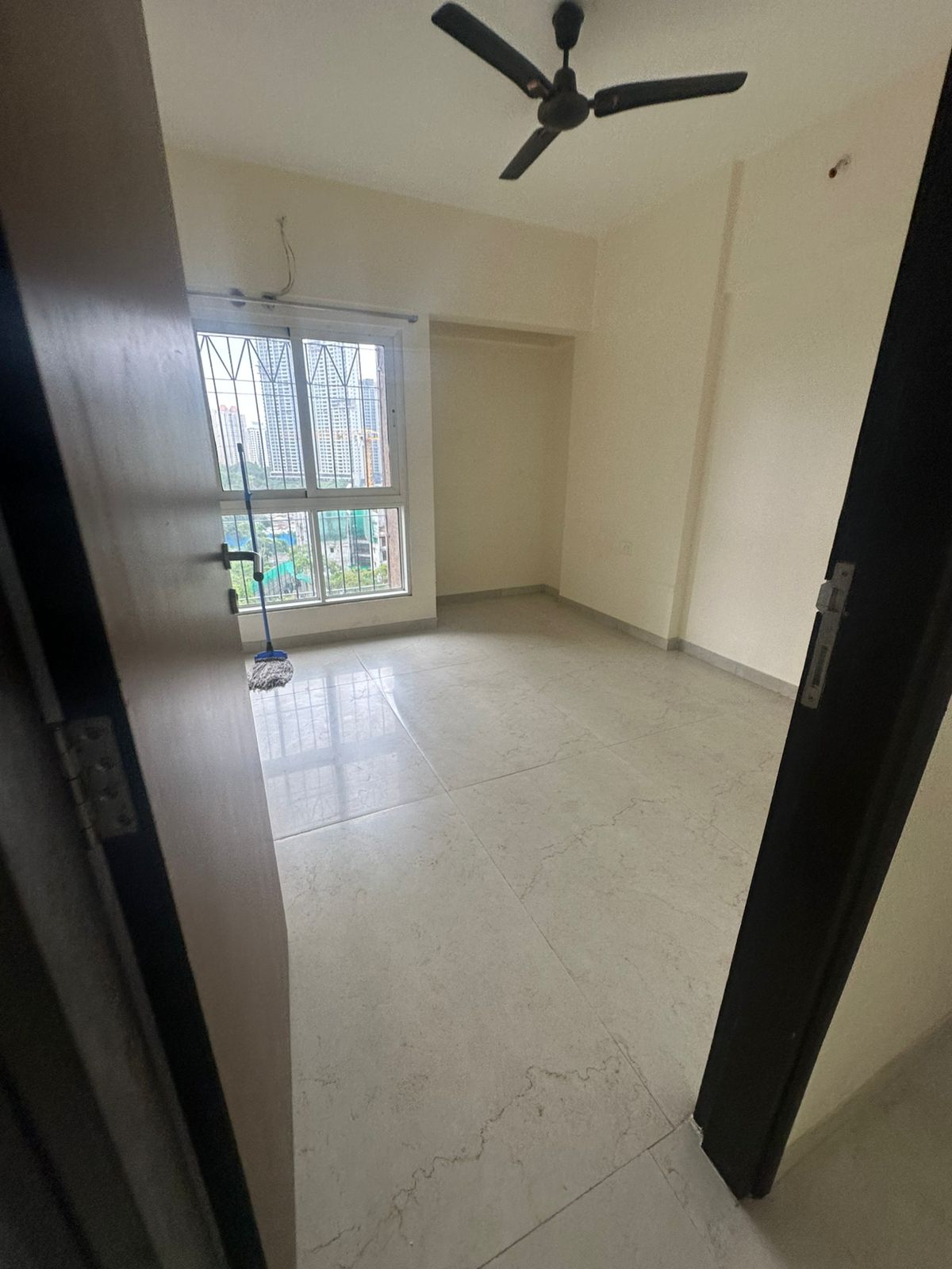 2 BHK Apartment For Rent in Dosti West County