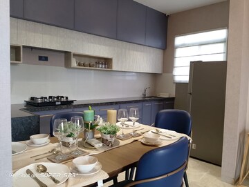 Team Area in 3 BHK Apartment at Niti Khand I – for Rent