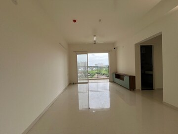 Room in 2 BHK Apartment at Godrej Nurture Pune, Mamurdi – for Rent