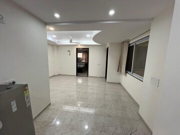 Room in 3 BHK Builder Floor at Rana Pratap Bagh – for Sale