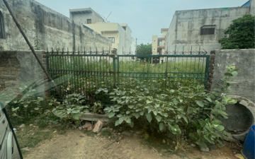 Plot For Sale in New Palam Vihar 3, Choma