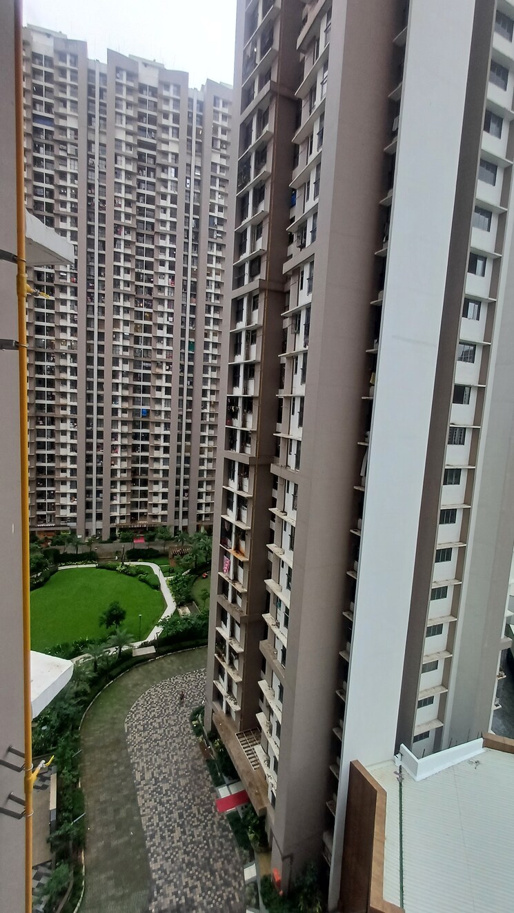 Exterior View, runwal-eirene 2 Bedroom 568 Sq.Ft. Apartment In Balkum Pada Thane 8839547