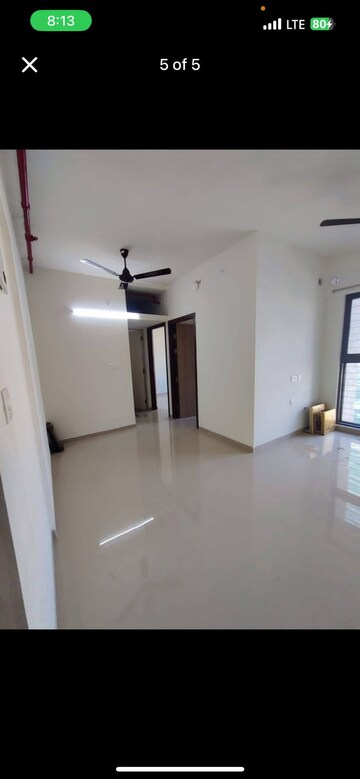 Room in 1 BHK Apartment at Lodha Vista, Lower Parel – for Rent