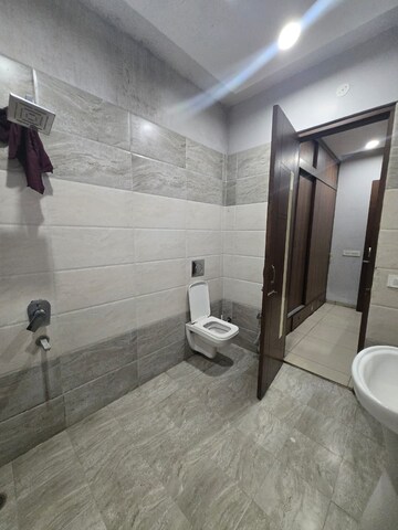 Bathroom in 3 BHK Independent House at Rajguru Nagar – for Rent
