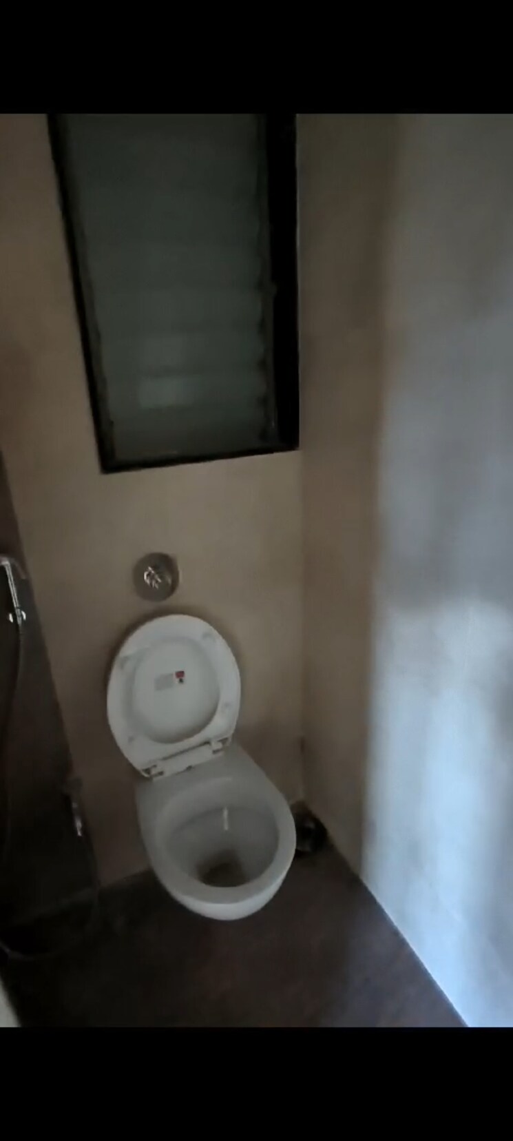 Bathroom, dosti-oro-67 2 Bedroom 587 Sq.Ft. Apartment In Kandivali West Mumbai 8839624