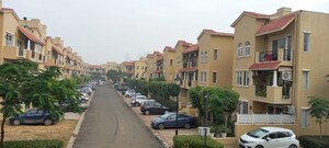 2 BHK Builder Floor For Sale in Emaar Emerald Floors, Sector 65