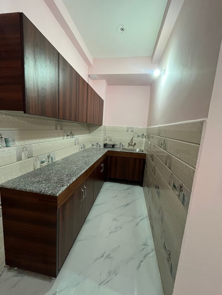 Kitchen, signature-the-serenas 2 Bedroom 614 Sq.Ft. Apartment In Sohna Sector 36 Gurgaon 8839688