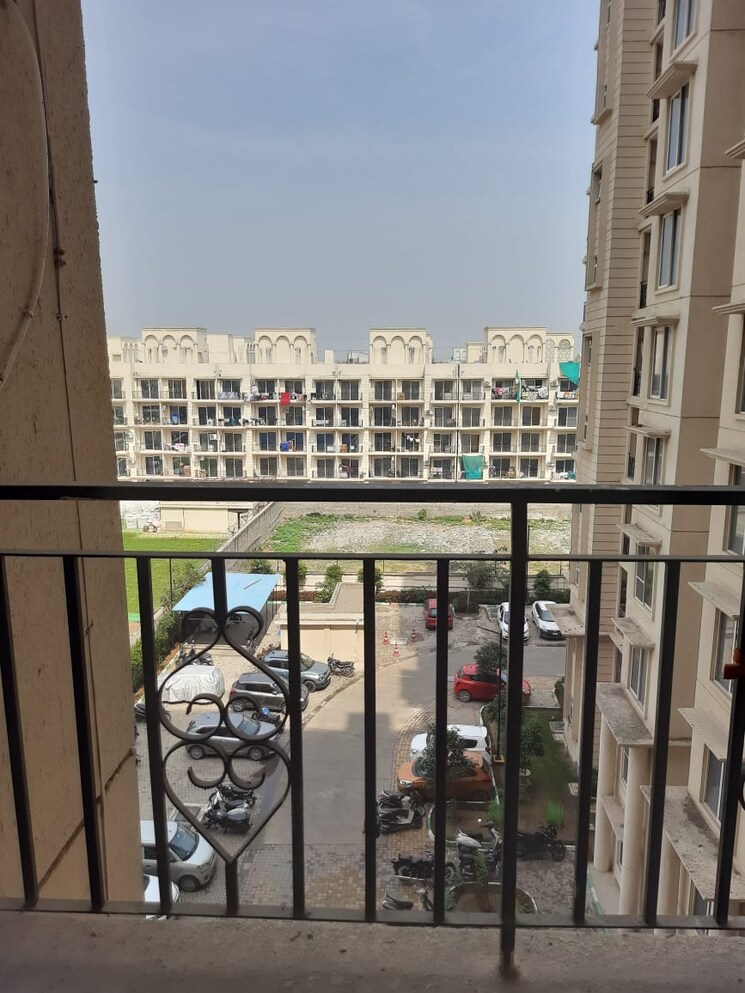Exterior View, signature-the-serenas 2 Bedroom 614 Sq.Ft. Apartment In Sohna Sector 36 Gurgaon 8839700