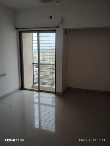 2 BHK Apartment For Rent in DB Parkwoods, Kasarvadavali