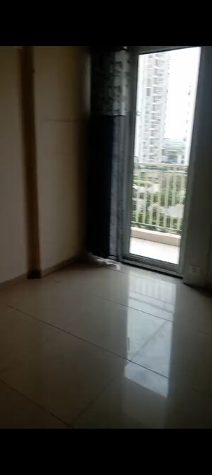 Room in 2 BHK Apartment at Wave Dream Homes, Wave City – for Sale