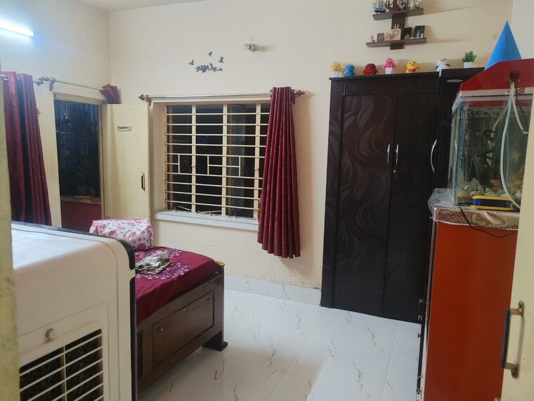 Room, sodepur 4 Bedroom 1200 Sq.Ft. Apartment In Sodepur Kolkata 8839766