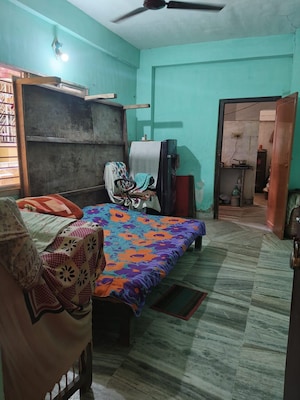 Bedroom in 4 BHK Apartment at Sodepur – for Sale