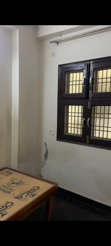 Room in 2.5 BHK Builder Floor at New Ashok Nagar – for Rent