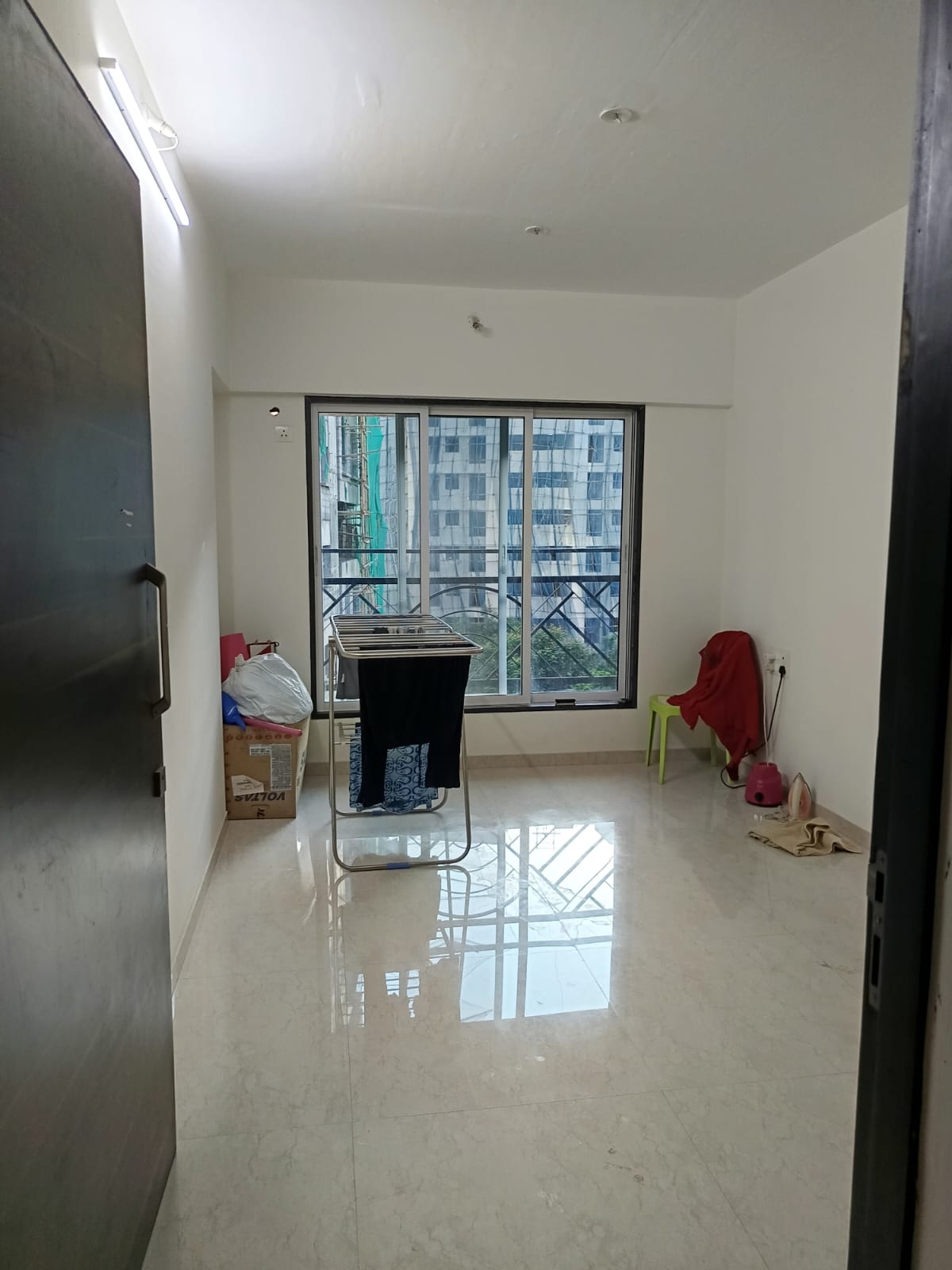 2 BHK Apartment For Rent in Reliable Vasundhara CHS