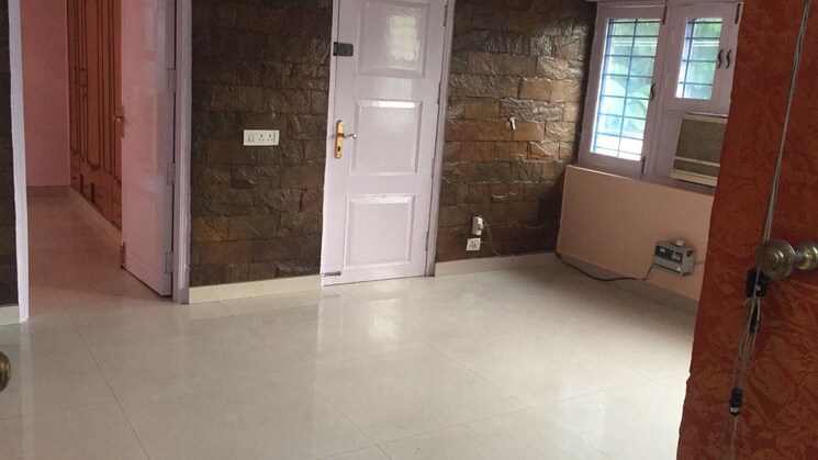 Room, rwa-apartments-sector-40 2.5 Bedroom 1700 Sq.Ft. Independent House In Sector 40 Noida 8839780