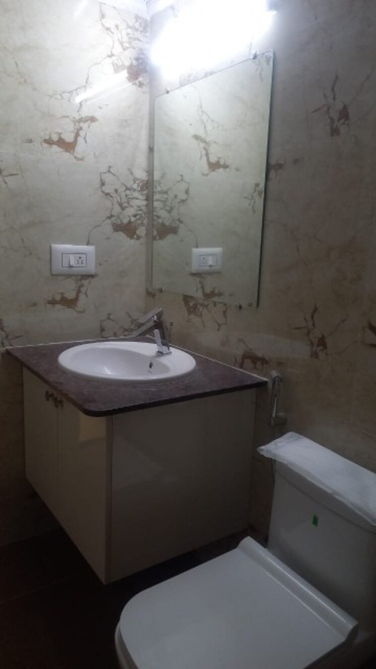 Bathroom, bysani-skyway 3 Bedroom 1889 Sq.Ft. Apartment In Jayanagar Bangalore 8839807