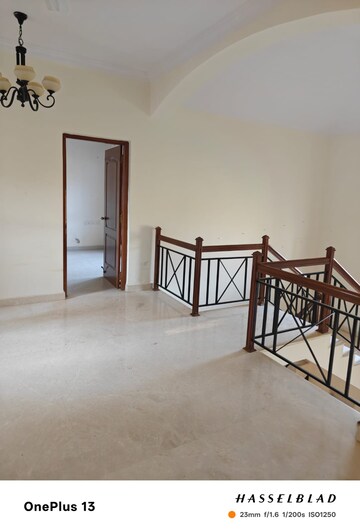 Room in 3 BHK Villa at Prestige Ozone, Whitefield – for Rent