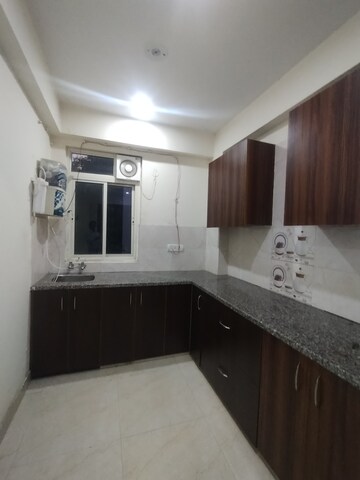 2 BHK Builder Floor For Rent in Super Mart 1, Sector 27