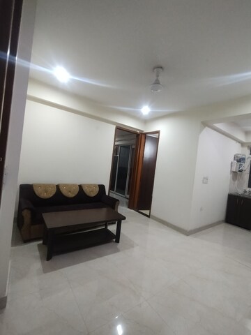 Furnished Amenities in 2 BHK Builder Floor at Super Mart 1, Sector 27 – for Rent