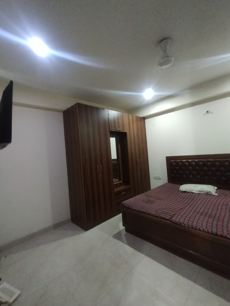 undefined, gupta-awas 2 Bedroom 104 Sq.Yd. Builder Floor In Sector 43 Gurgaon 8839860